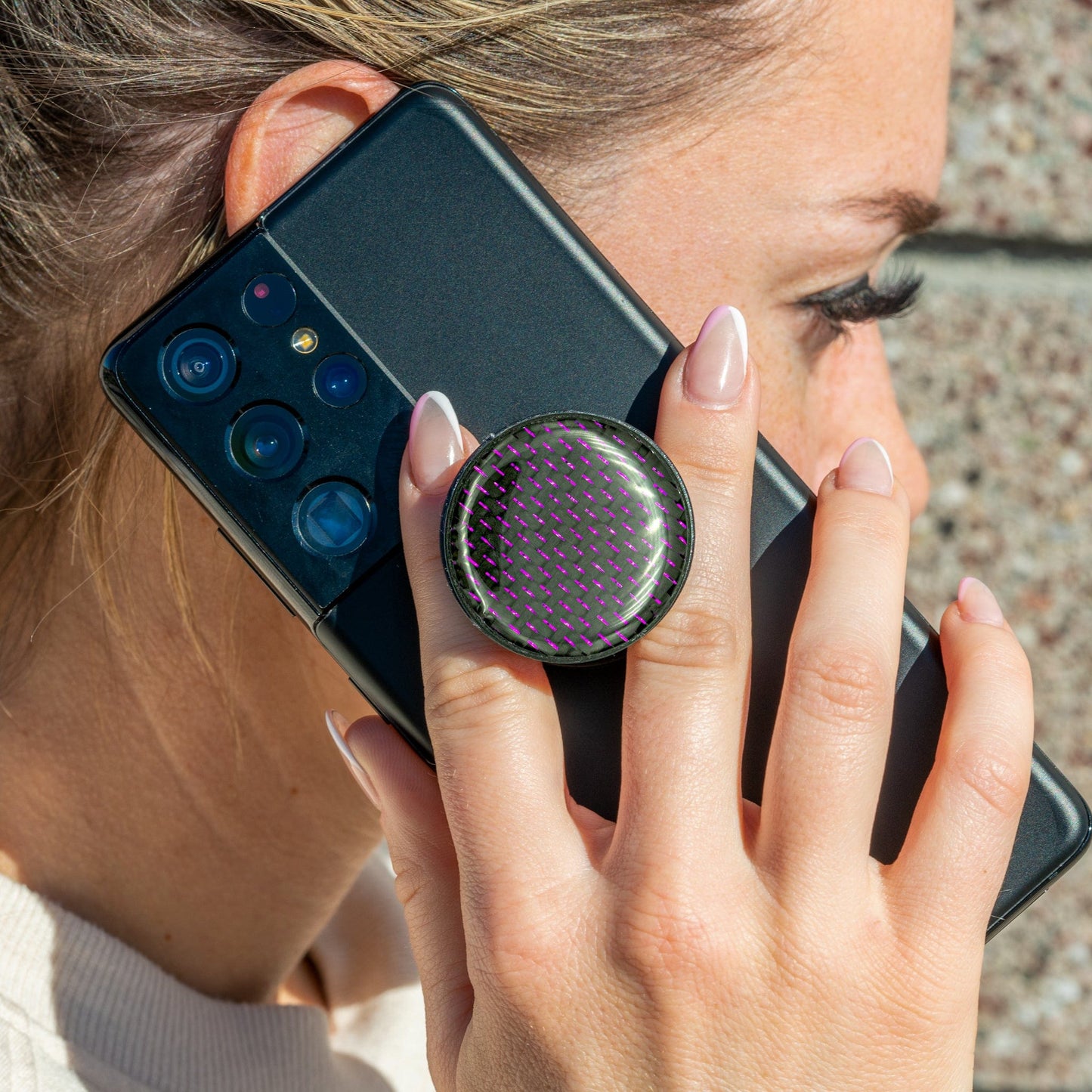 
                  
                    Purple Reflective Carbon Fiber Phone Grip
                  
                